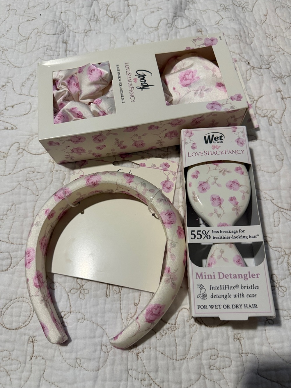 ⭐️SOLD⭐️ 
NWT LoveShackFancy Ribbon Rosa Mini Detangler, Headband, & Eyemask set